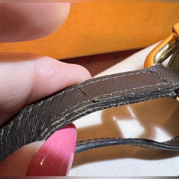 Louis Vuitton Juliette MM Monogram Mini Canvas Handbag - Picture 4 of 13